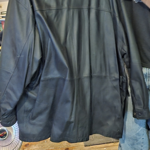 Vintage 90's Wilson Leather Jacket - Picture 5 of 5